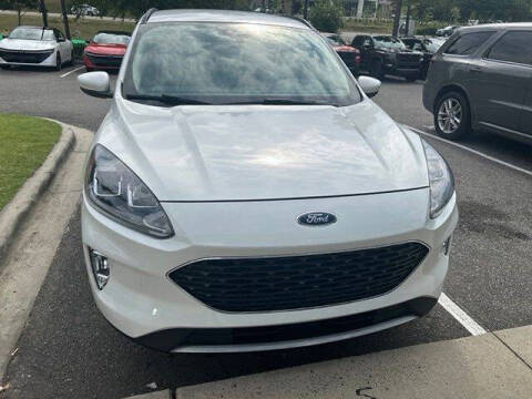 2020 Ford Escape SEL