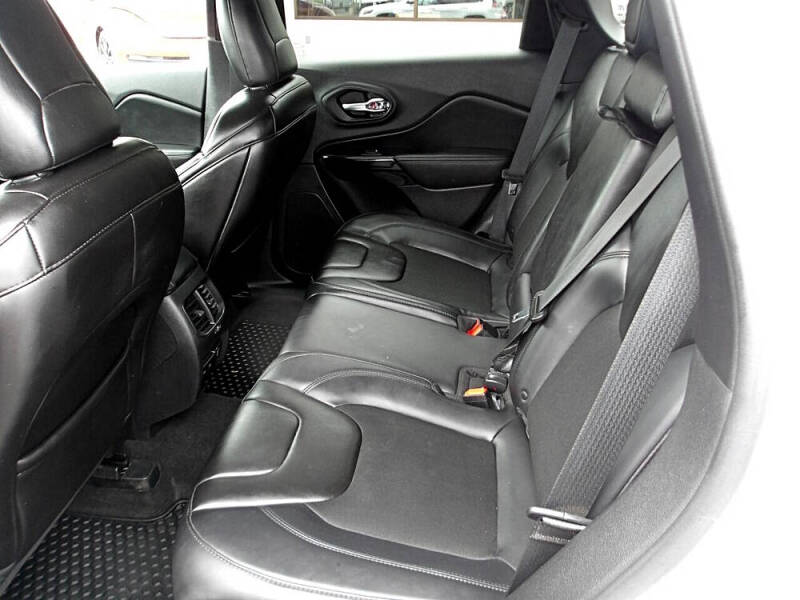 2019 Jeep Cherokee Altitude