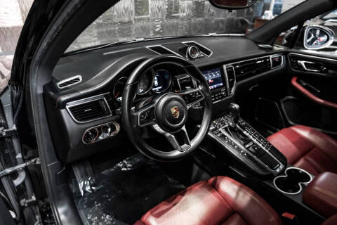 2017 Porsche Macan S