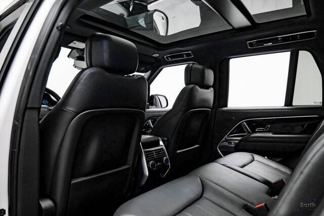 2024 Land Rover Range Rover P400 SE