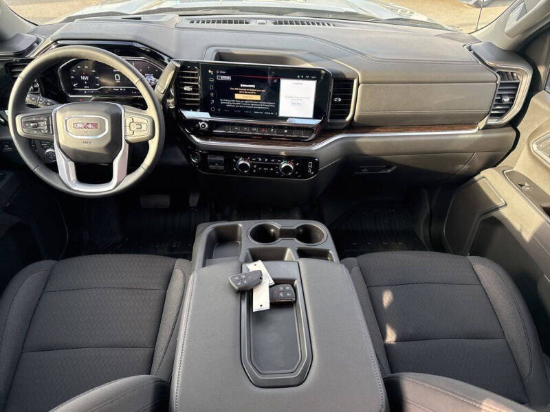 2025 GMC Sierra 1500