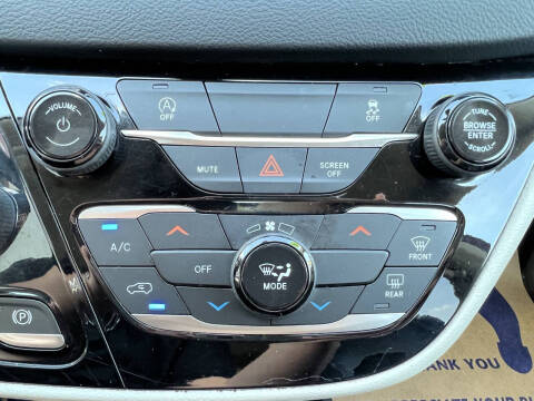 2021 Chrysler Voyager LXi