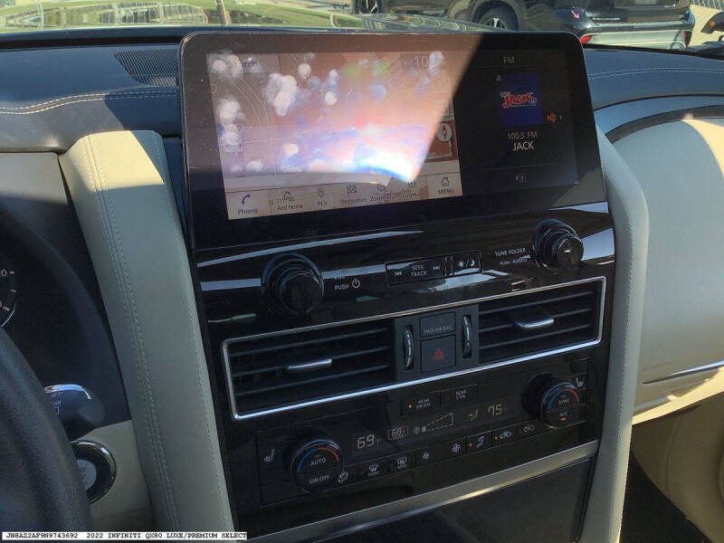 2022 Infiniti QX80 Luxe