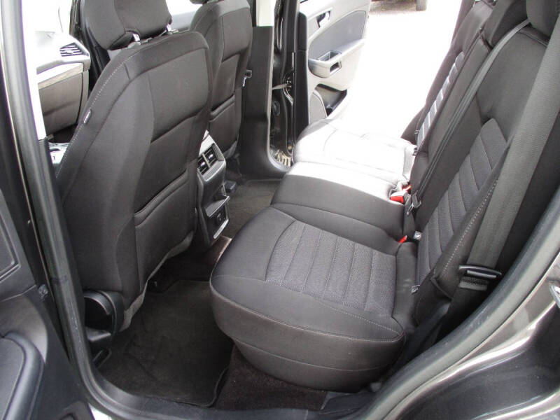 2016 Ford Edge SE