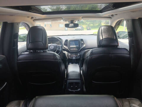 2019 Jeep Cherokee Latitude Plus