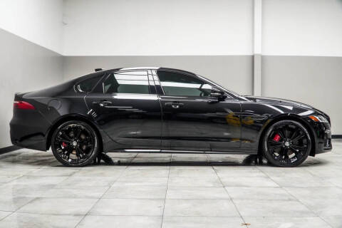 2024 Jaguar XF P300 R-Dynamic SE