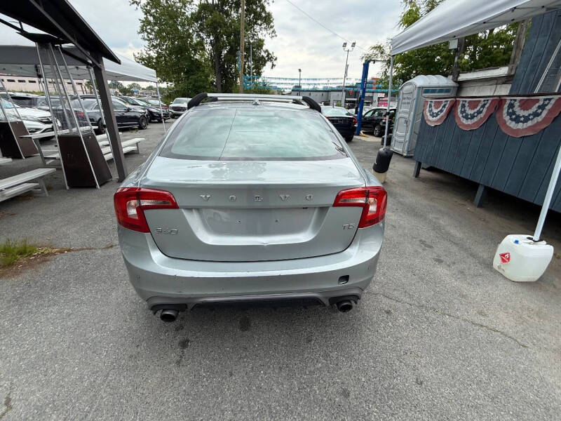 2018 Volvo S60 T5 Dynamic