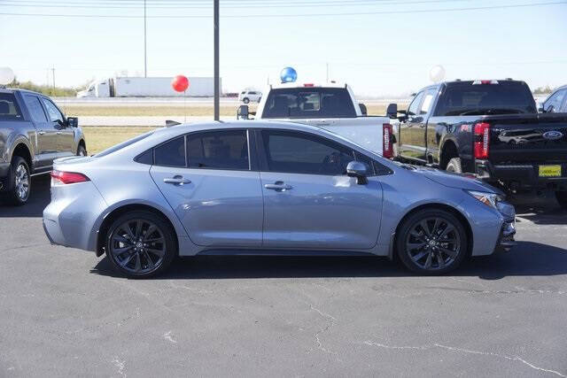 2024 Toyota Corolla Hybrid SE