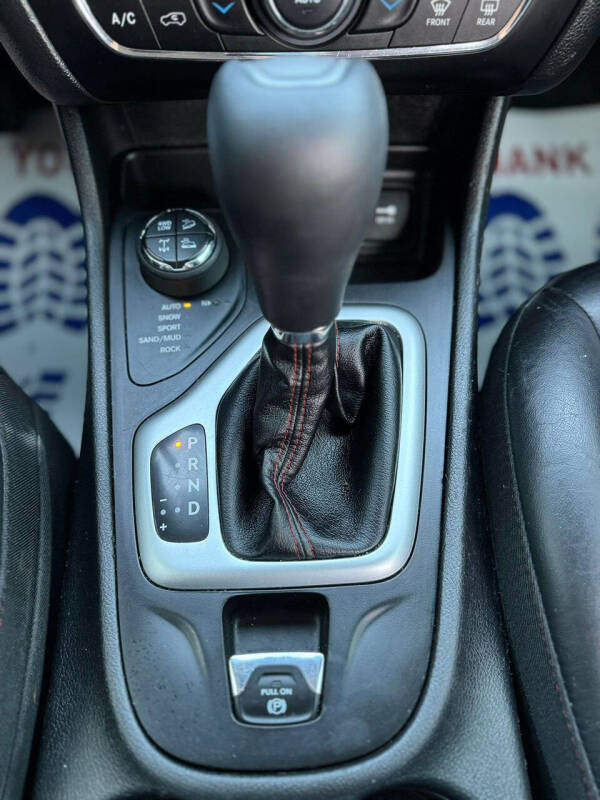 2018 Jeep Cherokee Trailhawk