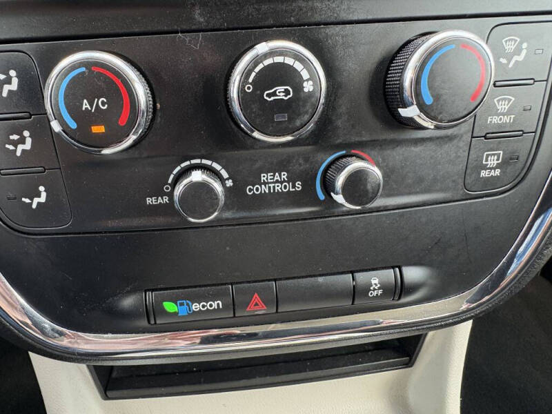 2016 Dodge Grand Caravan SXT