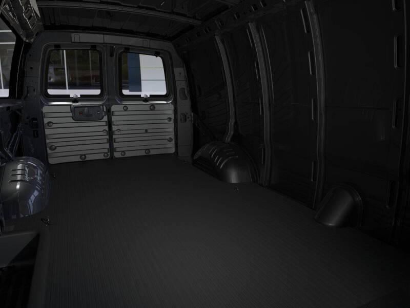 2025 GMC Savana 2500