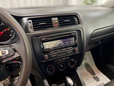 2015 Volkswagen Jetta