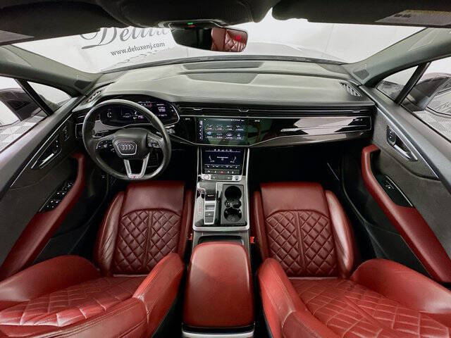 2020 Audi SQ7 4.0T quattro Premium Plus