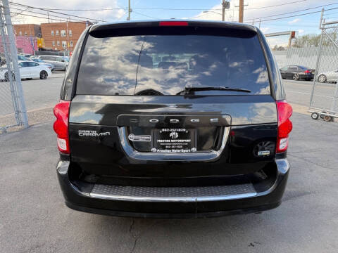 2013 Dodge Grand Caravan SXT