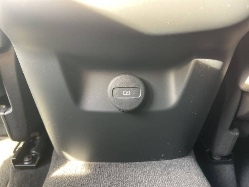 2023 Volvo XC60 B5 Core