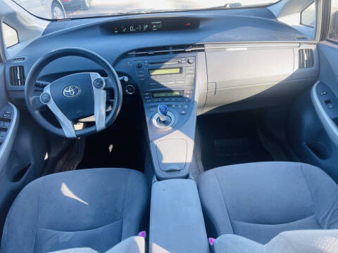 2010 Toyota Prius II