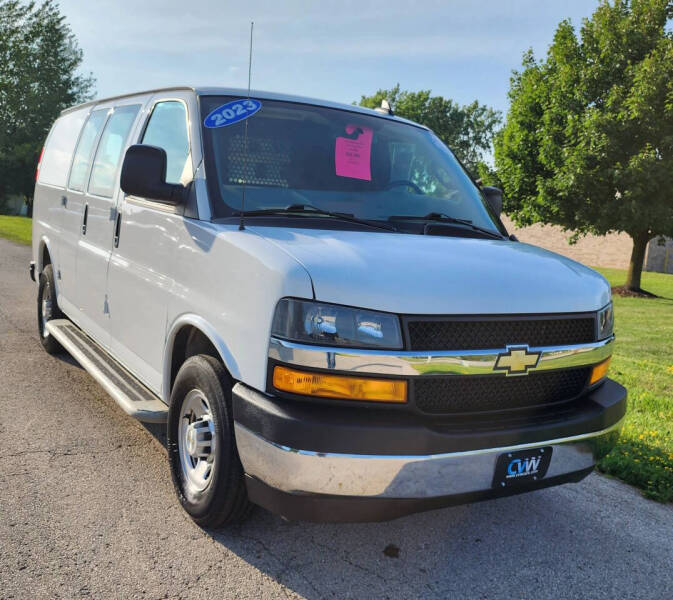 2023 Chevrolet Express 2500