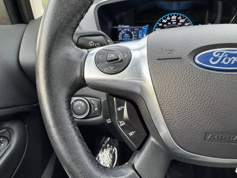 2015 Ford C-MAX Hybrid SE