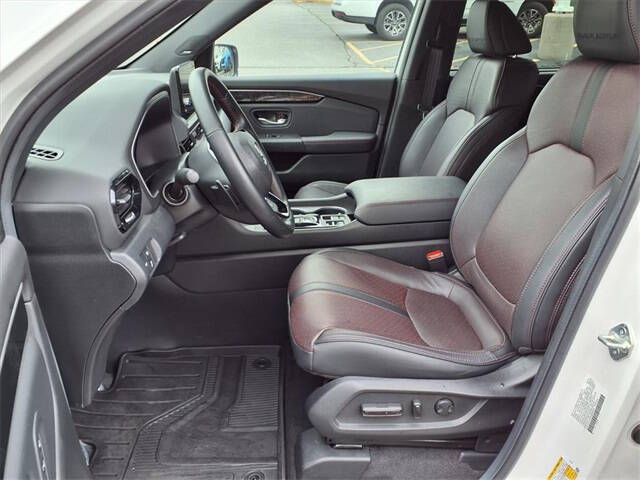 2025 Honda Pilot Black Edition