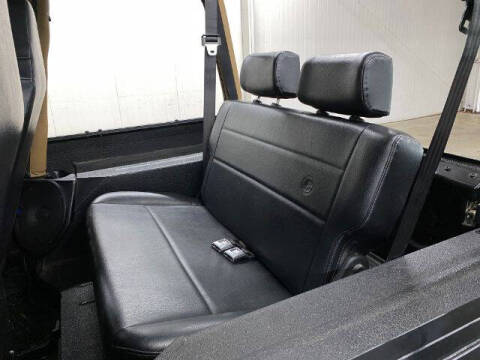 1990 Jeep Wrangler Sahara