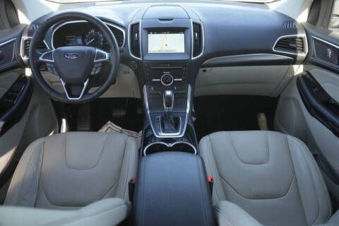 2016 Ford Edge Titanium