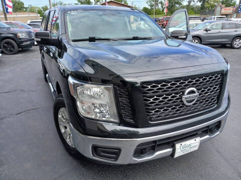 2019 Nissan Titan SV