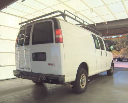 2016 GMC Savana 2500