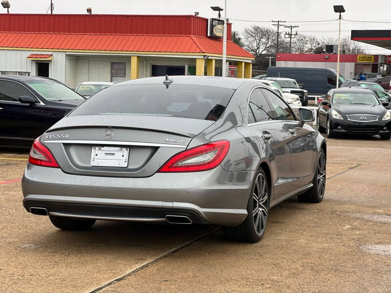 2012 Mercedes-Benz CLS-Class CLS550 photo 4