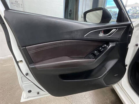 2017 Mazda MAZDA3 Grand Touring