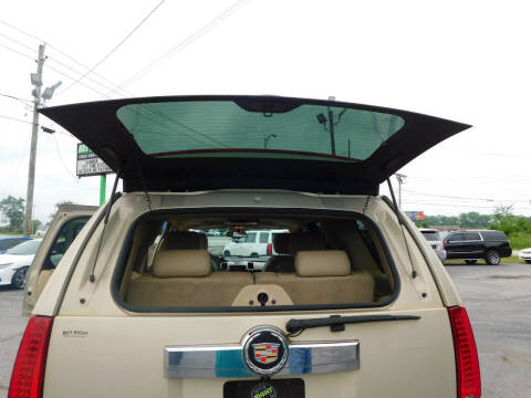 2011 Cadillac Escalade Luxury