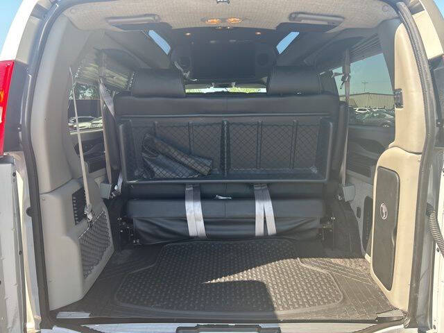 2023 Chevrolet Express 2500