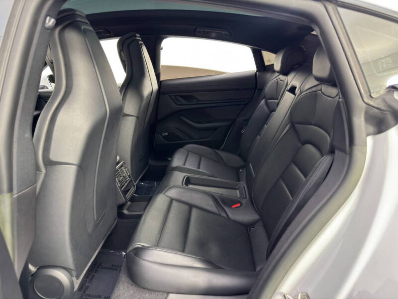 2022 Porsche Taycan 4S