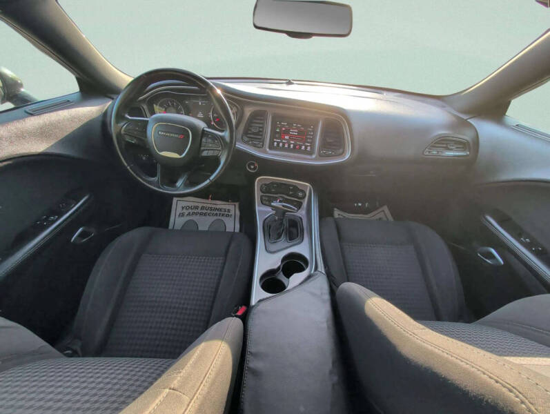 2019 Dodge Challenger SXT