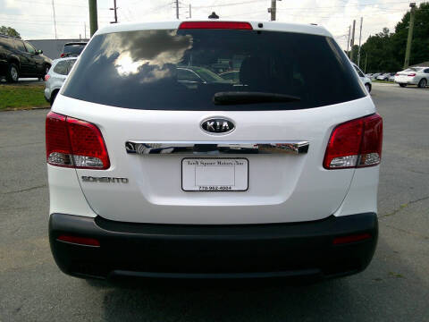 2011 Kia Sorento LX