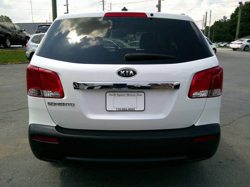 2011 Kia Sorento LX