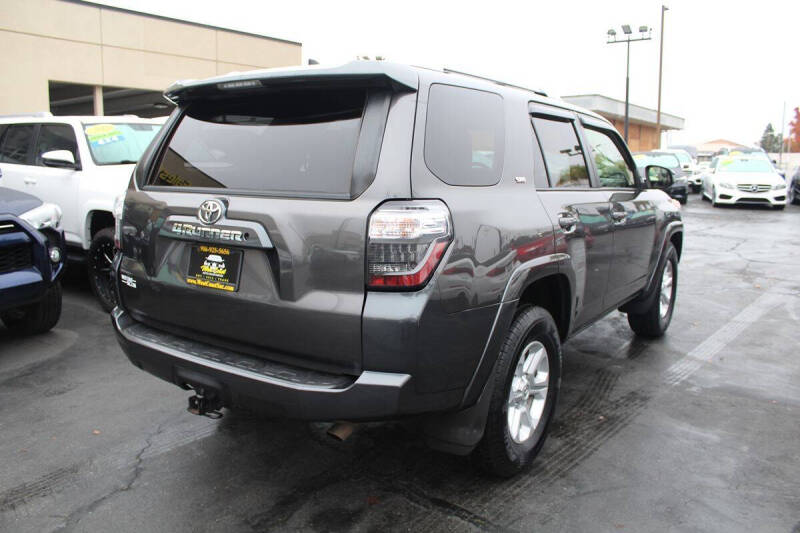 2016 Toyota 4Runner SR5