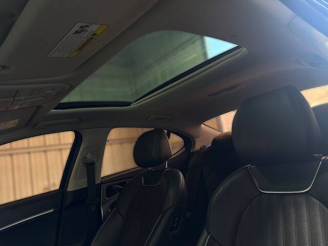 2021 Genesis G70