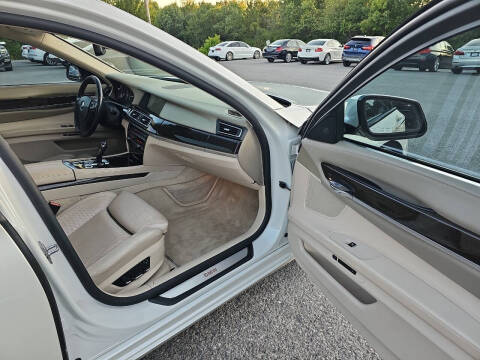 2010 BMW 7 Series 750Li xDrive