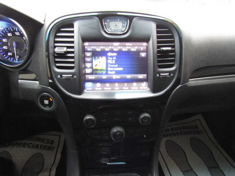 2021 Chrysler 300 S V6