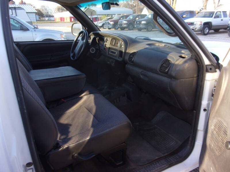 2001 Dodge Ram 1500 ST