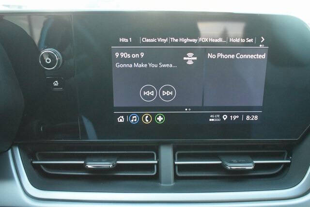 2024 Chevrolet Trax RS