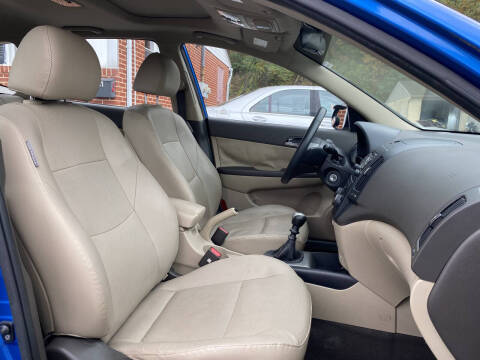 2011 Hyundai Elantra Touring GLS