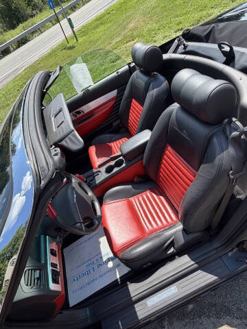 2002 Ford Thunderbird Deluxe