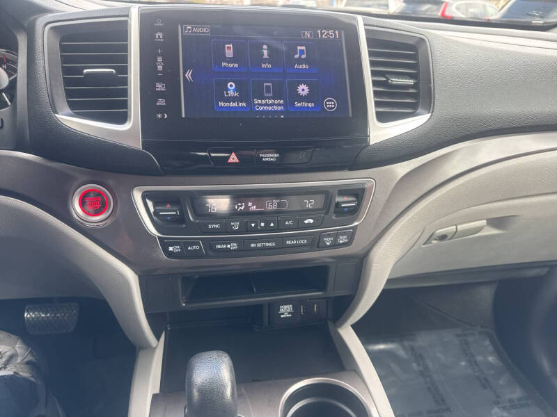 2017 Honda Pilot EX