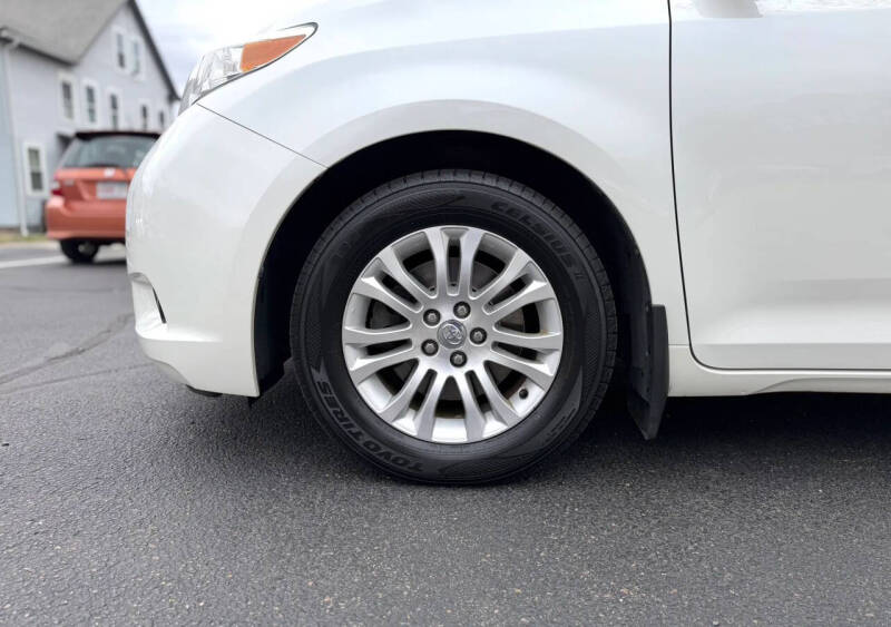 2017 Toyota Sienna