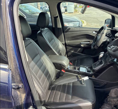 2017 Ford C-MAX Energi Titanium