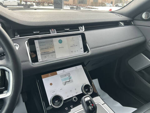 2022 Land Rover Range Rover Evoque P250 SE