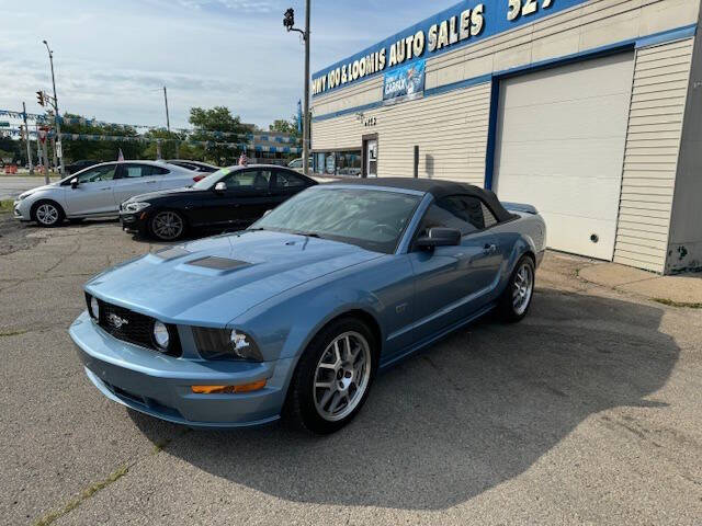 2005 Ford Mustang GT Premium