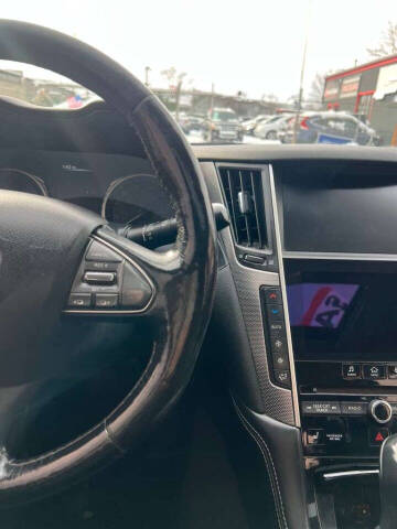 2017 Infiniti Q50 2.0T