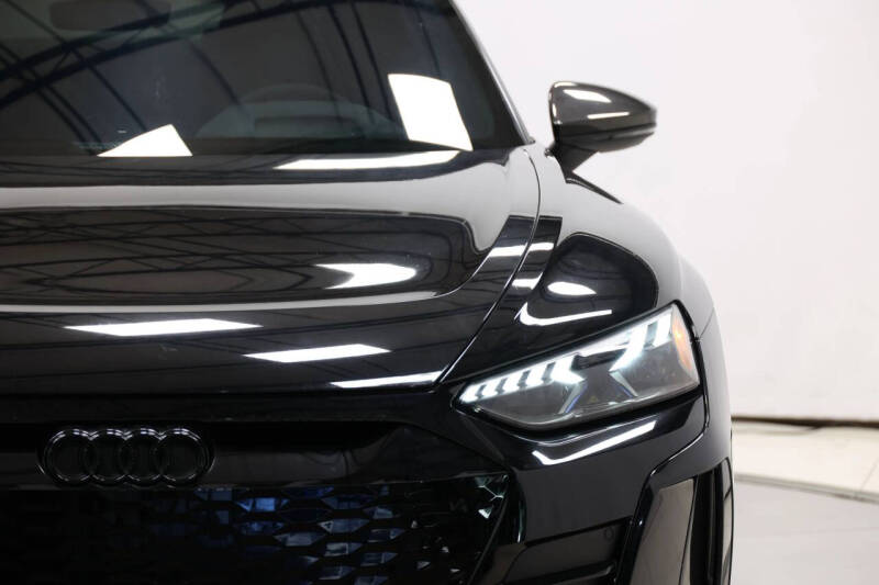 2022 Audi RS e-tron GT quattro